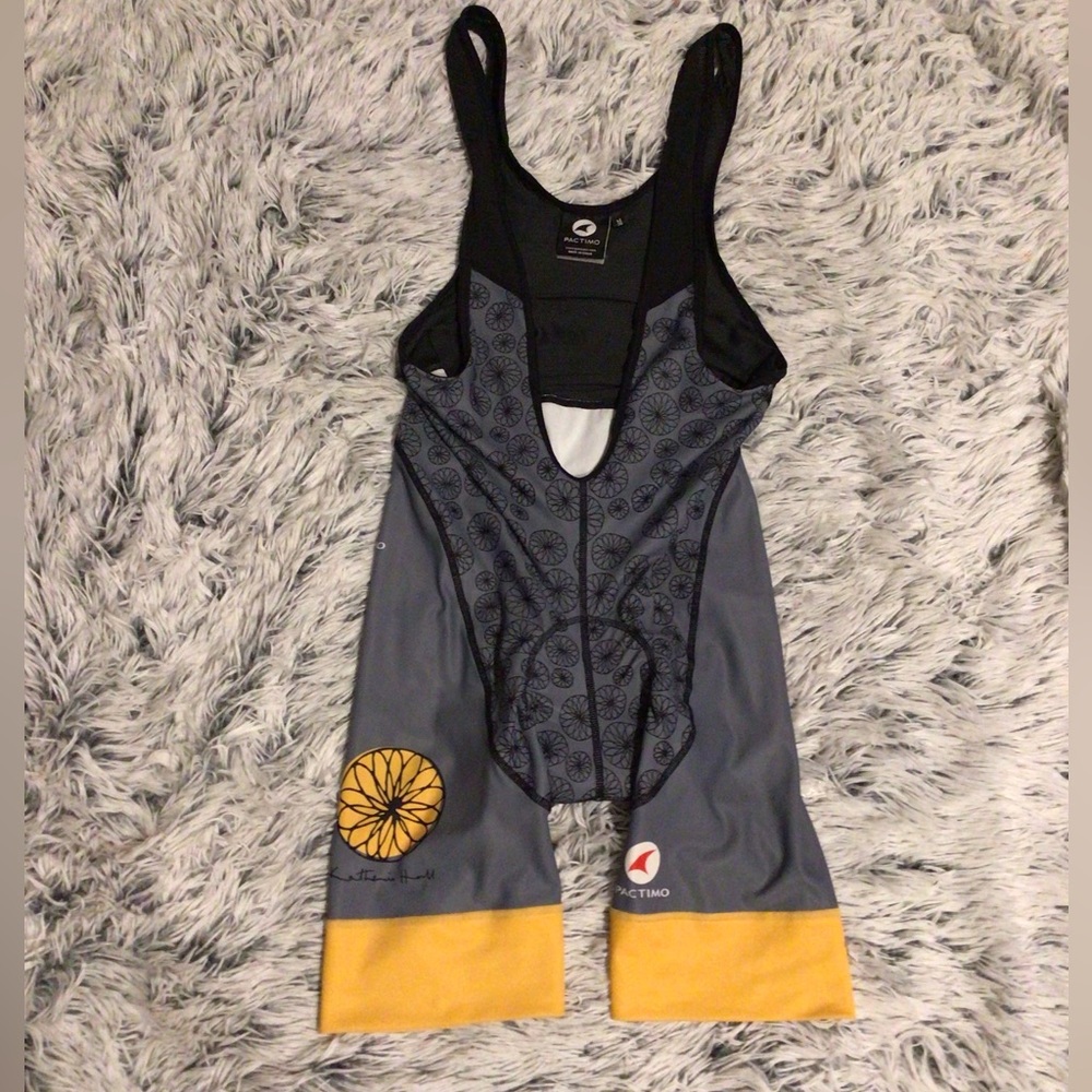 Pactimo women’s Gray and Yellow Cycling shorts / bibs